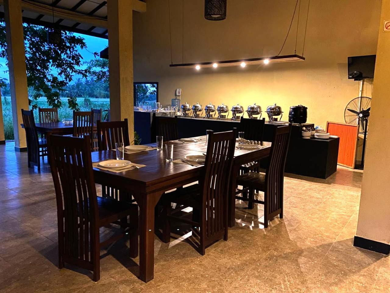 Athyantha Resort 阿努拉德普勒 外观 照片