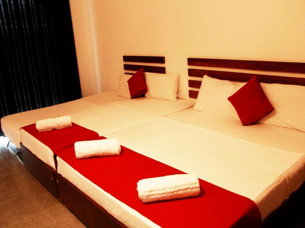 Athyantha Resort 阿努拉德普勒 外观 照片