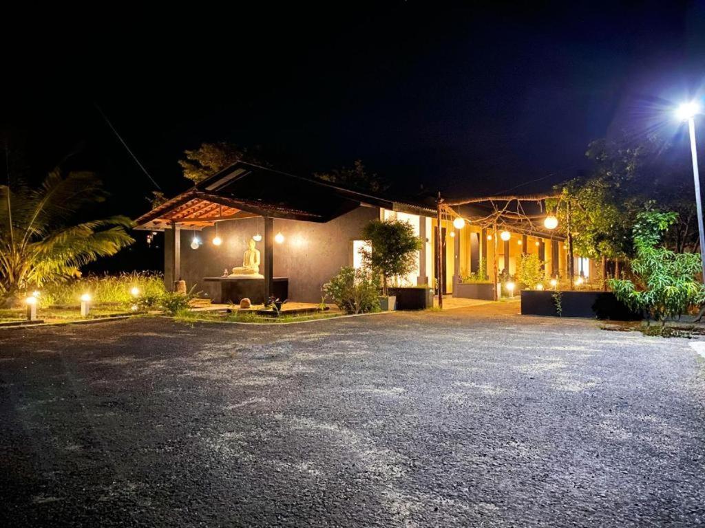 Athyantha Resort 阿努拉德普勒 外观 照片